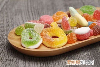为什么幼儿园的老师不让孩子带零食?,幼儿园老师让带零食带什么好