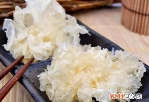 泡银耳用热水还是冷水最佳时间是多少