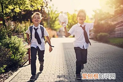 上幼儿园不哭的孩子,身上都有这三大特点,对入园不哭的幼儿的性格