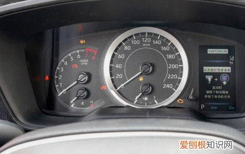 如何将车门反锁，奇瑞瑞虎3和凯翼x3有什么区别