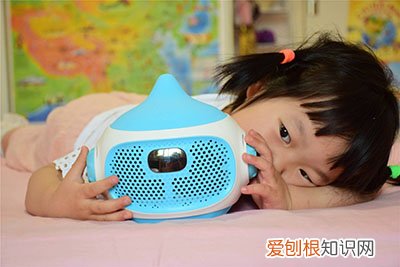 这款网红玩具家家都有，却会悄悄偷走孩子的语言能力，我们小时候的玩具,都是自己做的言外之意