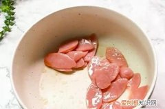 火腿肠的制作方法，火腿肠卷最佳的做法味道好极了