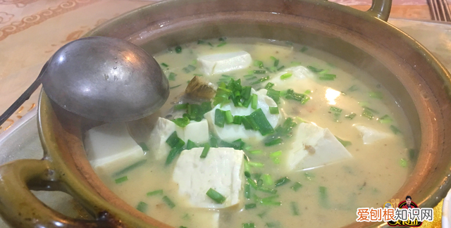 鱼头豆腐汤正宗做法小孩爱吃,鱼头豆腐汤怎么做小孩喜欢喝
