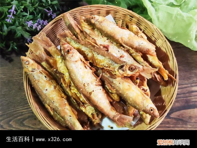 炸鱼怎么做酥脆好吃怎么炸不粘锅 炸鱼怎么做的好吃又脆又香呢