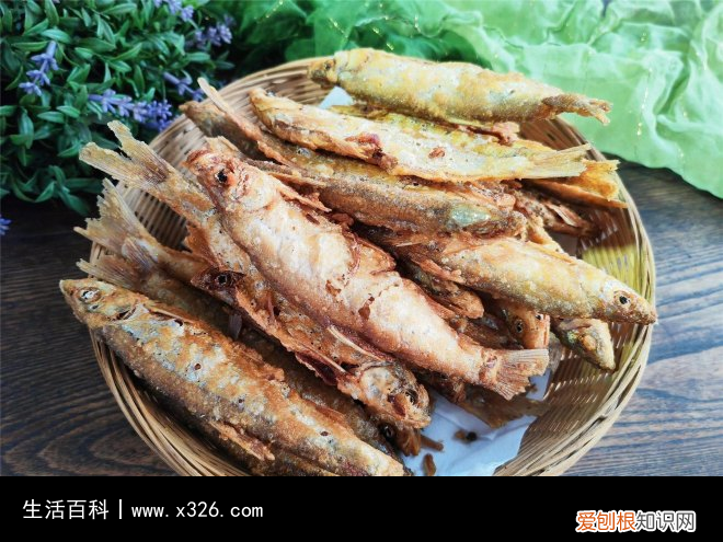 炸鱼怎么做酥脆好吃怎么炸不粘锅 炸鱼怎么做的好吃又脆又香呢