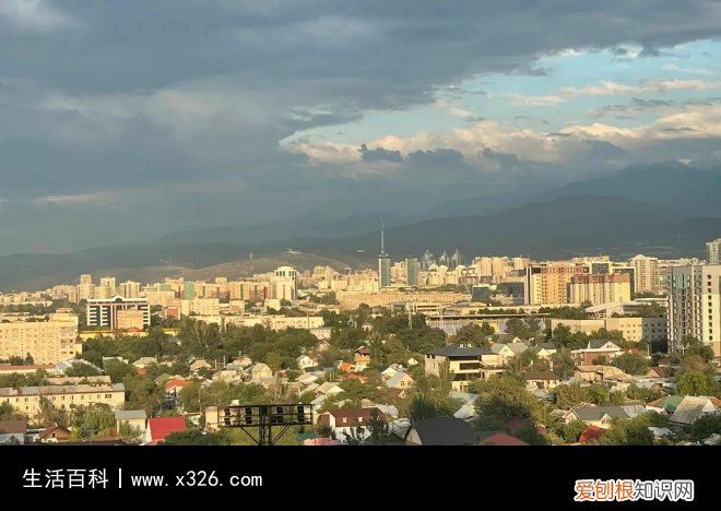 4、世界上最大的内陆国是哪个国家? 世界上最大的内陆国是什么国家