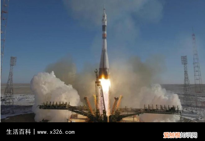 4、世界上最大的内陆国是哪个国家? 世界上最大的内陆国是什么国家