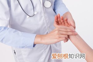 起床眼屎多是怎么回事 ,早上起床眼屎多是怎么回事