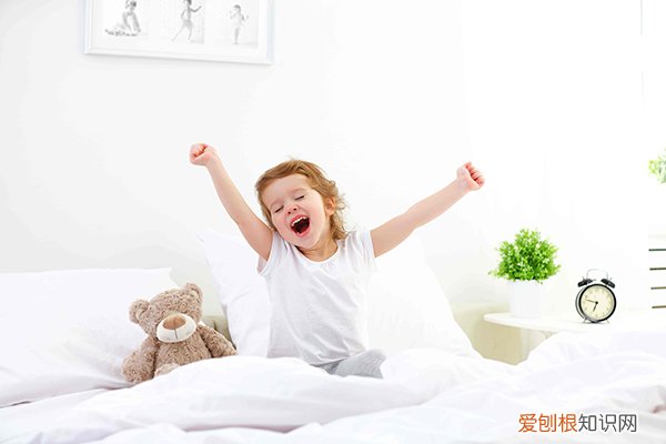 你家孩子睡得晚吗？晚睡的危害你清楚吗？，小孩睡的太晚是否有影响吗