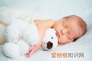 6个月宝宝可以吃草莓吗 ，6个月的宝宝能吃草莓