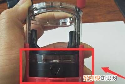 印章的油怎么添加进去 印章如何加印油