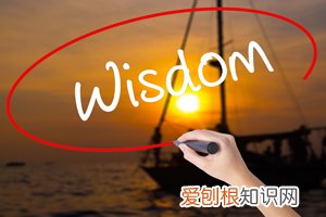 维生素c早晨还是晚上吃 ，维生素c晚上吃还是早上吃