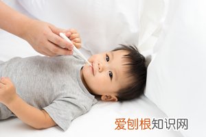 宝宝眼睛周围有小红点正常吗 ，宝宝眼睛处有小红点
