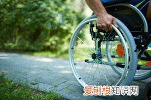 30岁包茎不割行不行 ,40岁包茎不割行不行