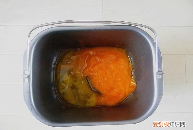 教你正宗的面包做法掌握这个诀窍 两分钟学会制作又松又软的面包