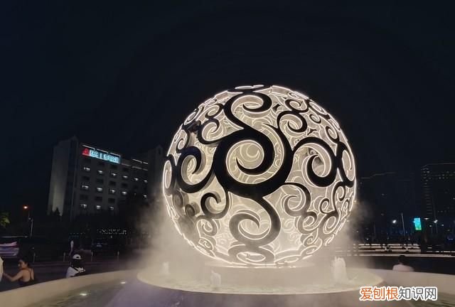华为mate50 pro和小米11ultra拍照对比