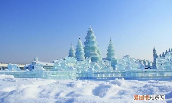 新疆冰雪旅游 新疆冰雪世界