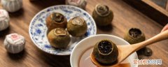 红酒和茶叶可以一起喝吗早上 红酒和茶叶可以一起喝吗