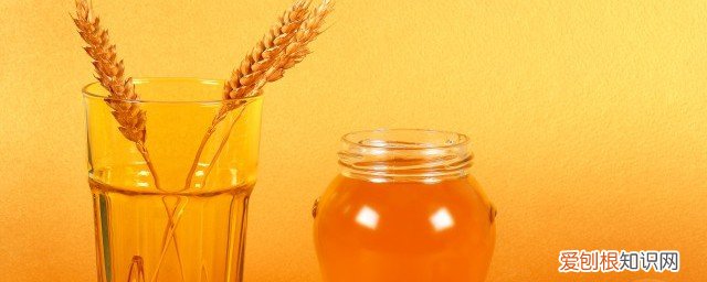 蜂蜜可不可以跟茶叶一起喝 茶叶蜂蜜可不可以一起喝