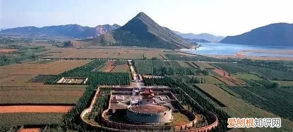 汉武帝跟谁葬在一起 汉武帝为什么只活了70岁