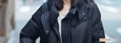 羽绒服可以放在洗衣机里烘干吗视频 羽绒服可以滚筒烘干吗