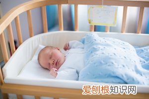 小儿麻痹症是先天的么 ，小儿麻痹症是先天的还是后天的