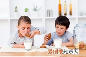 小孩肠胃不好偏瘦吃什么食物好一点呀，小孩肠胃不好偏瘦吃什么食物好？
