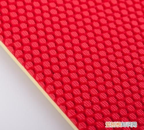 乒乓球拍磨砂胶皮和哑光胶皮 ，乒乓球磨砂面与光面？