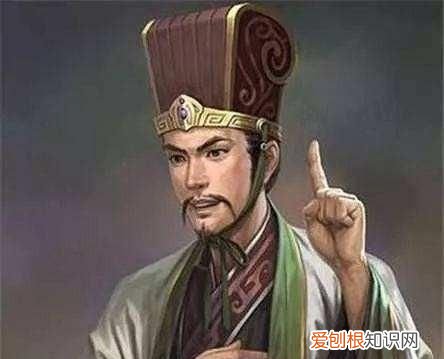 荀彧给曹操出的计策 ，荀彧为曹操介绍了多少位人才？
