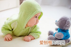 宝宝4个半月能坐吗 ，宝宝4个月可以坐吗