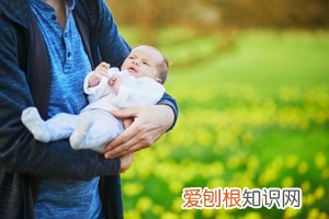 新生儿用力挣扎后放屁怎么办 ，新生儿用力挣扎后放屁是胀气吗