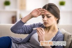 月子期间手触冰发麻怎么回事 ，坐月子手碰了冷水导致手麻怎么办