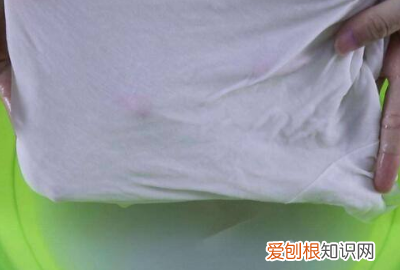 暖宝宝破了里面的东西有毒吗会传染吗 ，暖宝宝破了里面的东西有毒吗图片？