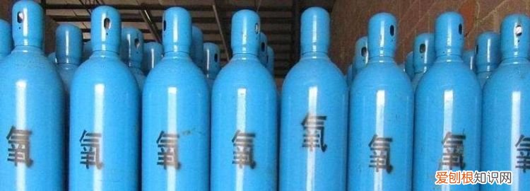 氧气与乙炔瓶的距离应该为多少米 ，气瓶使用安全管理规范2020版？