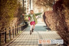 小孩热湿疹最佳治疗方法，儿童热性湿疹是怎么引起的？