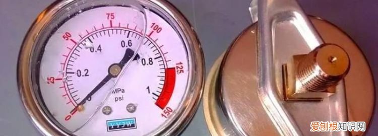 壓力表里面的液體是什么顏色 ，壓力表里面的液體是什么能快遞嗎？