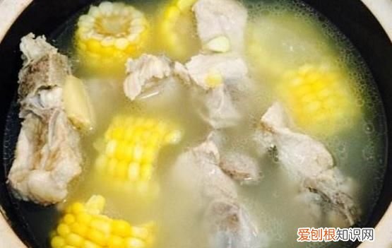 蓮藕排骨玉米湯的功效與作用 ，排骨蓮藕玉米湯放什么調(diào)料？