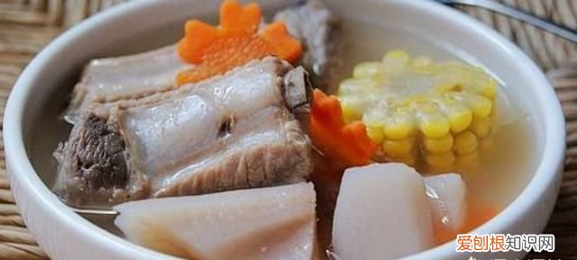 蓮藕排骨玉米湯的功效與作用 ，排骨蓮藕玉米湯放什么調(diào)料？