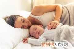 四個(gè)月寶寶很怕熱怎么回事 ，四個(gè)月寶寶怕熱是什么原因