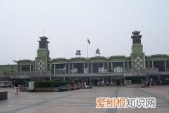 保定站就是保定西站嗎 ，保定站是不是保定東站？