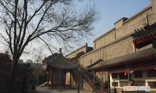 保定站就是保定西站嗎 ，保定站是不是保定東站？