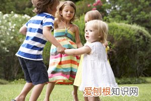 小孩子晚上爱尿床怎么回事儿，小孩子晚上爱尿床怎么回事？