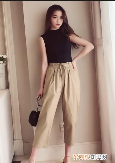 臀部小适合穿什么样的裤子图片女 ，臀部小适合穿什么样的裤子图片大全？