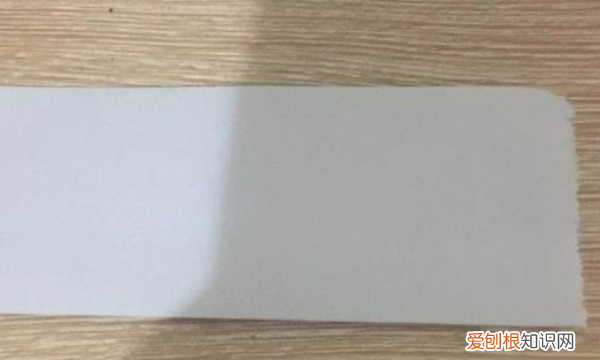 纸飞机步骤图，如何制作纸飞机