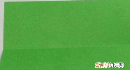 纸飞机步骤图，如何制作纸飞机