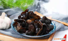 泡发黑木耳危害性 黑木耳泡久有毒是真的吗