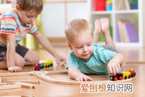 两岁半女宝特别爱哭怎么办 ,女儿两岁半特别爱哭怎么办