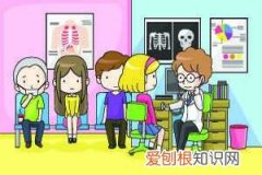 耳朵里面掏出大块片状物是什么 ，耳朵里面经常掏出大块片状