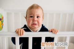 吃母乳宝宝攒肚好吗 ，母乳宝宝吃什么可以攒肚