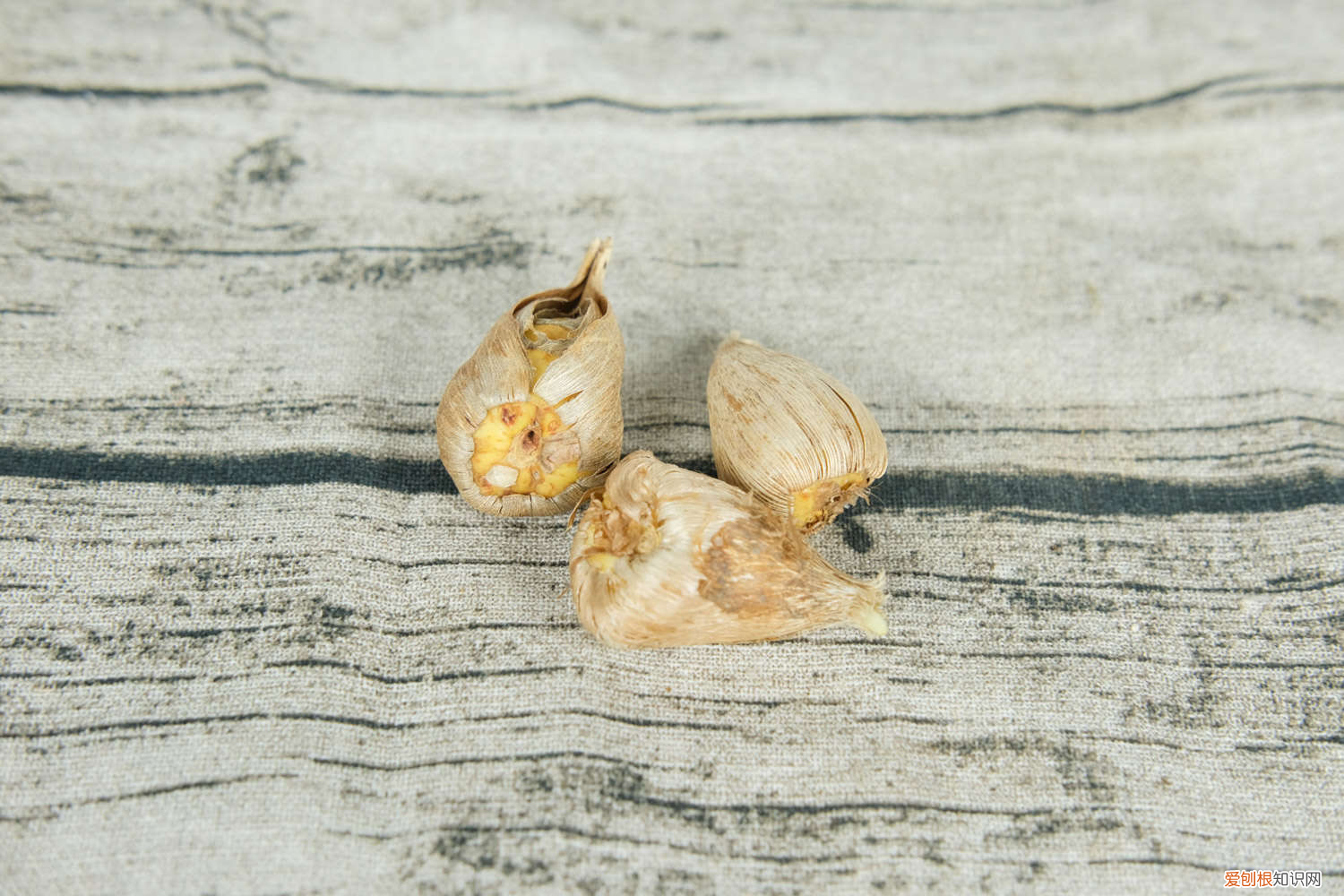 香雪兰的花语和寓意,有什么传说故事吗，香雪兰的花语和寓意，有什么传说故事？